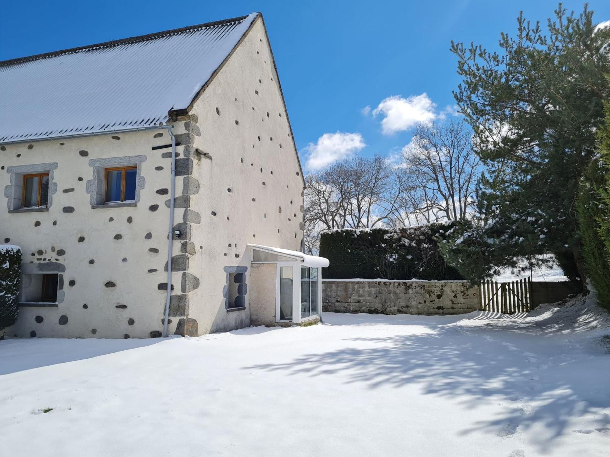 Gite Rural - Grange Des Pres Blancs Chaine Des Puys Le Vernet-Sainte-Marguerite Luaran gambar